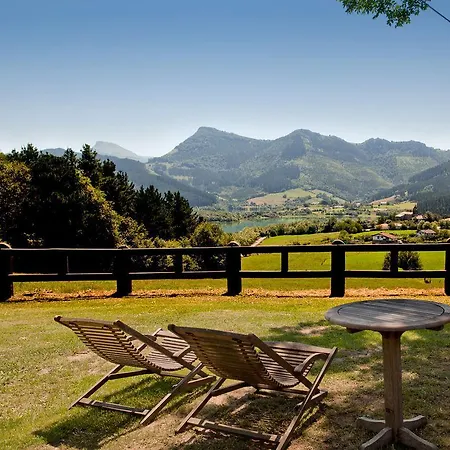Urkulu Landetxea Country house *