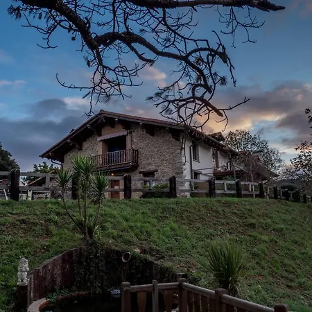 Casa rural Urkulu Landetxea *